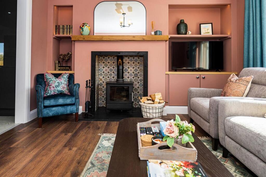 Holiday home The Halt @ The Halfway House Country Pub *